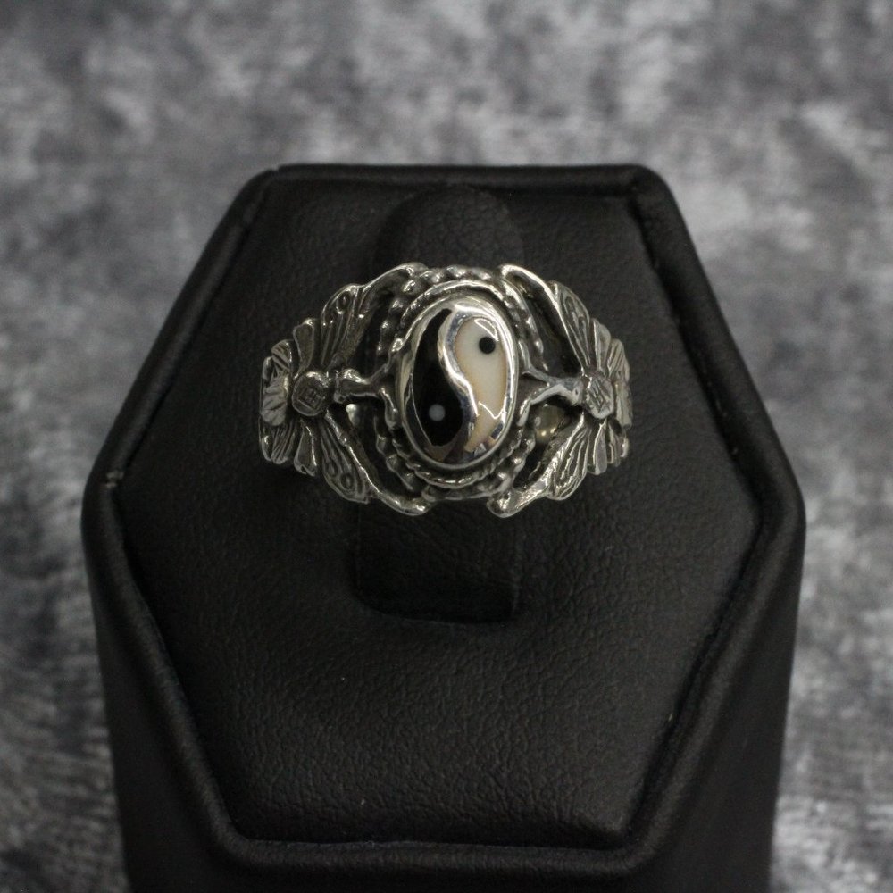 Sterling Silver Yin/Yang ring
